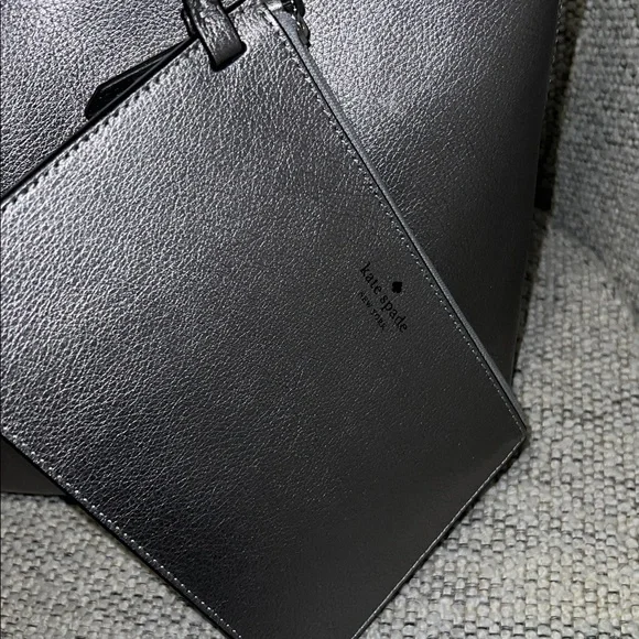 Kate Spade Metallic Gray Leather Tote with Wristlet-REVERSIBLE - Picture 3 of 11